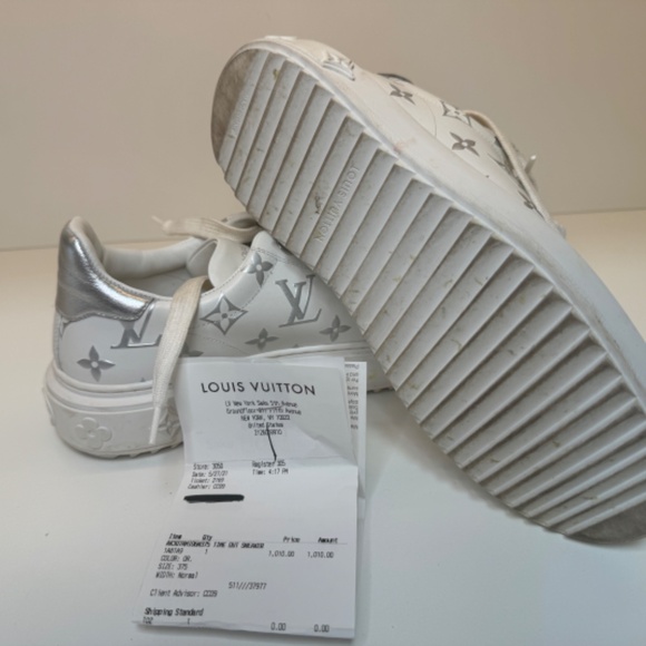 Authentic Louis Vuitton trainer time out leather sneakers 37.5 - Picture 6 of 7